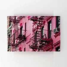 Pembe Apartman Tablosu