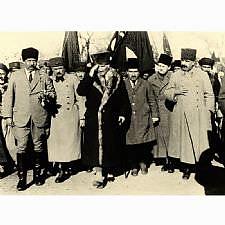 Atatürk'ün Manisa Ziyareti Tablosu