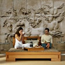 Antik Duvarda Oymalı Atlar Duvar Kağıdı