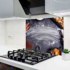 Hamarat Ahçı Ocak Arkası Koruyucu