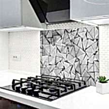 Üçgen Ahşap Tahtalar Ocak Arkası Koruyucu