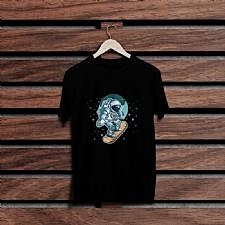 Fantastik Kaykaycı Asrtronot Siyah Renkli Baskılı T-Shirt